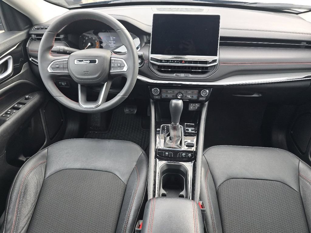 Used 2022 Jeep Compass Trailhawk image 19