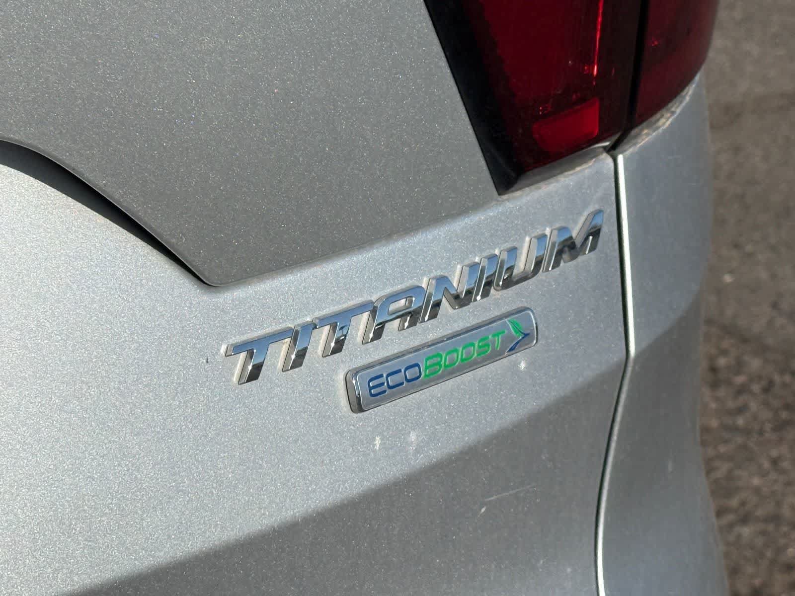 Used 2019 Ford Escape Titanium FWD image 10