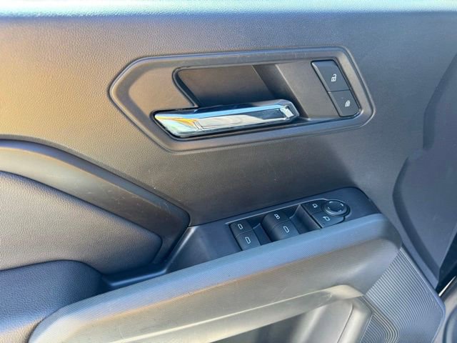 Used 2023 Chevrolet Colorado LT w/ LT Convenience Package AWD/4WD image 12