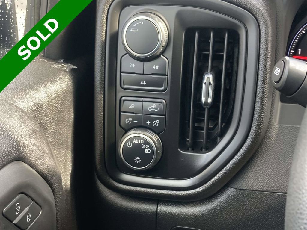 Used 2024 Chevrolet Silverado 2500 Custom w/ Custom Value Package image 25