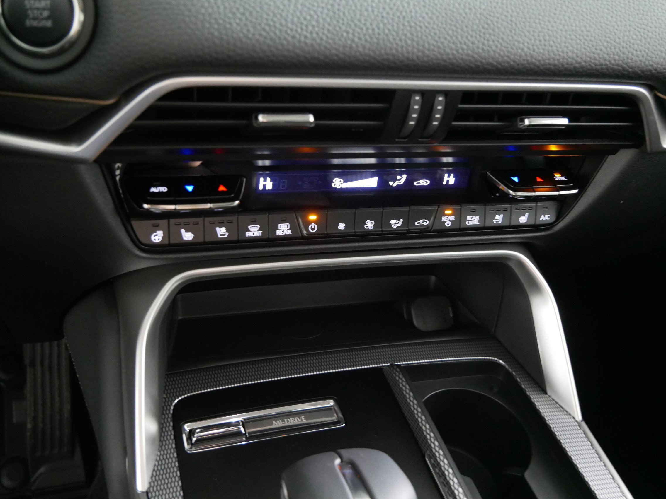 New 2026 MAZDA CX-90 3.3 Turbo w/ Premium Sport Pkg image 7