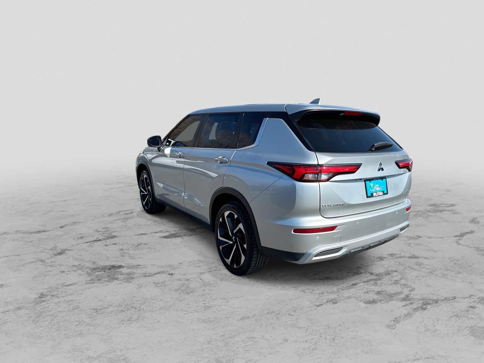 Used 2022 Mitsubishi Outlander SE AWD/4WD image 6