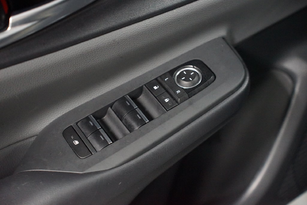 Certified 2024 Toyota Prius Limited w/ Limited Premium Package FWD image 31