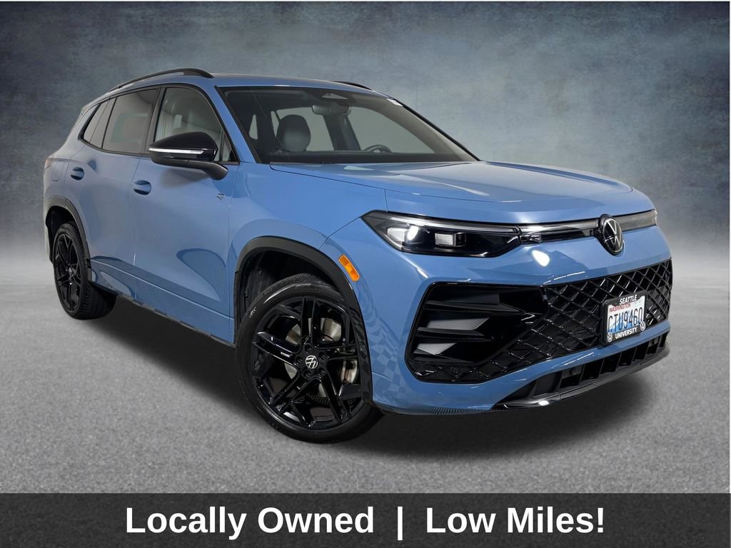 Used 2025 Volkswagen Tiguan SE R-Line
