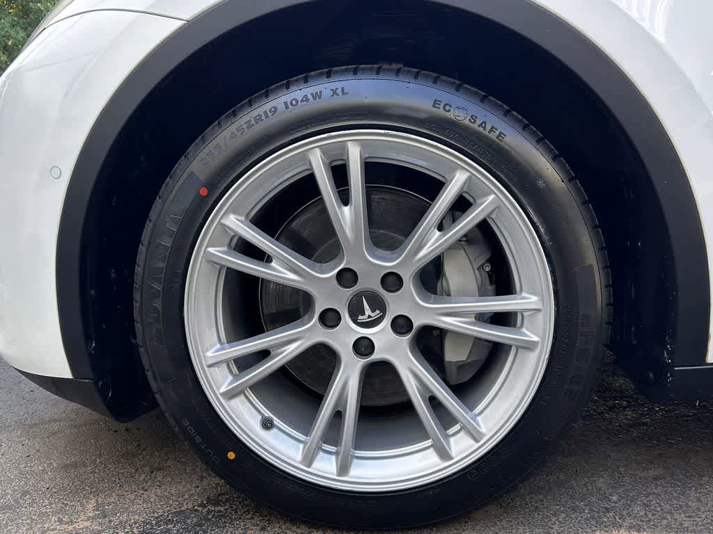 Used 2022 Tesla Model Y Long Range AWD/4WD image 8