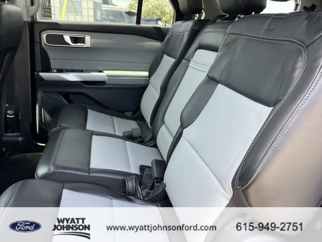 Used 2023 Ford Explorer XLT w/ Equipment Group 202A image 21