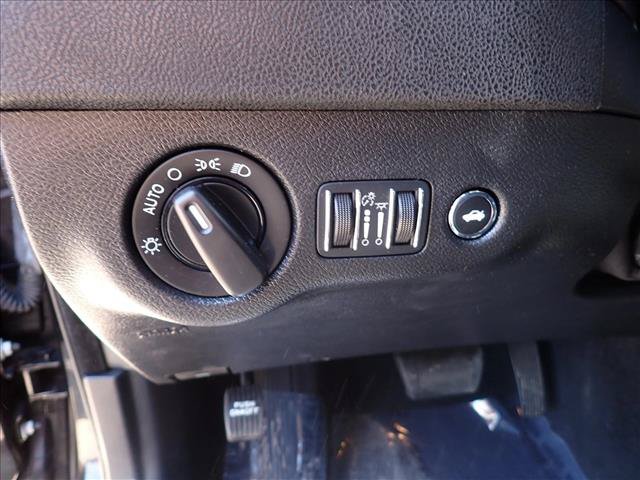 Used 2023 Dodge Charger SXT RWD image 13