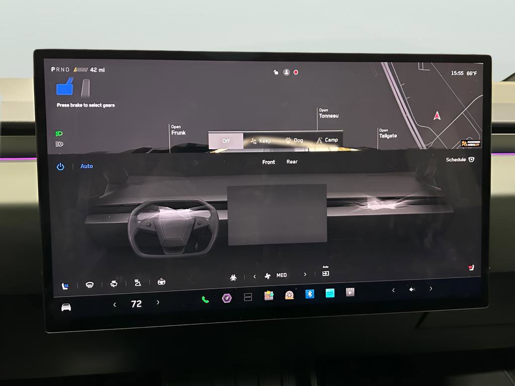 Used 2024 Tesla Cybertruck AWD Crew Cab image 21