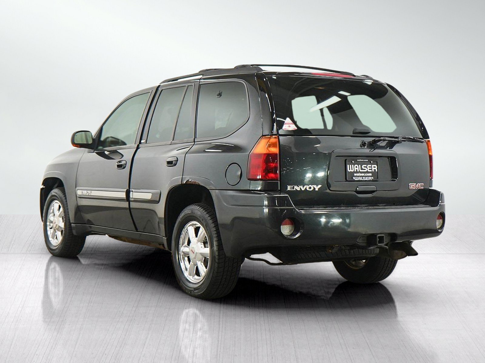Used 2003 GMC Envoy SLT AWD/4WD image 4
