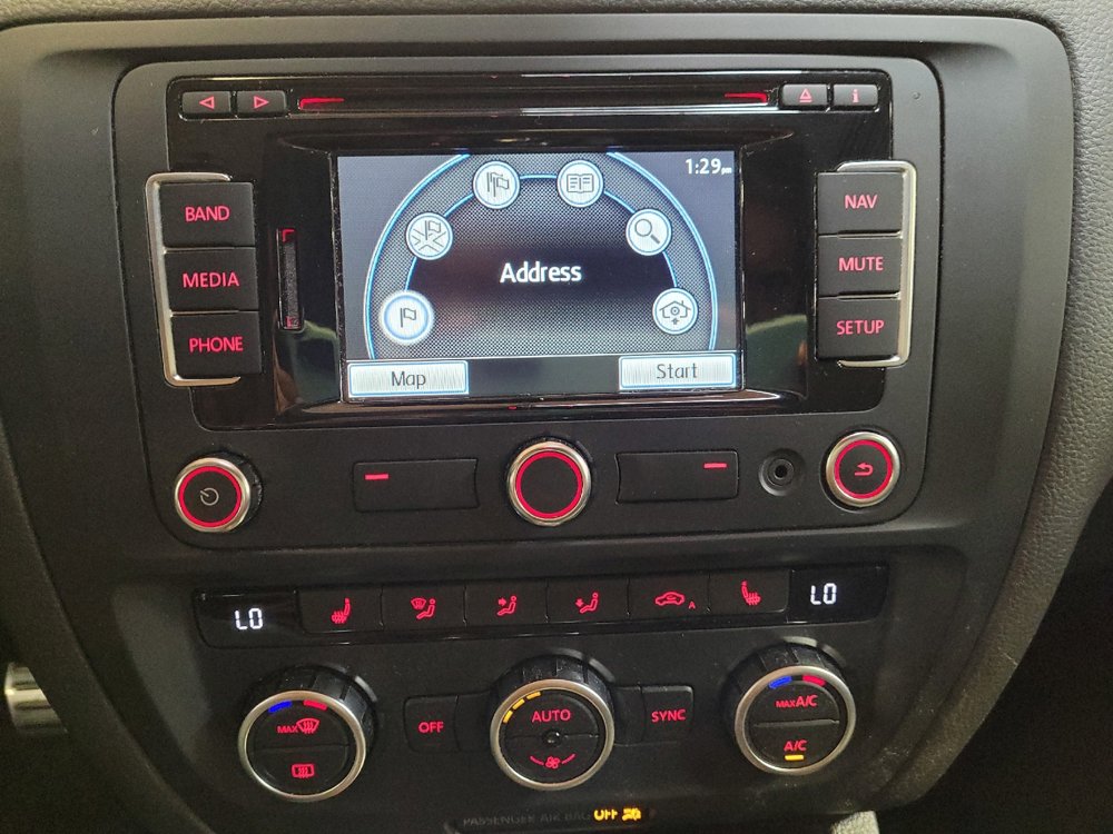 Used 2014 Volkswagen Jetta GLI Autobahn FWD image 25