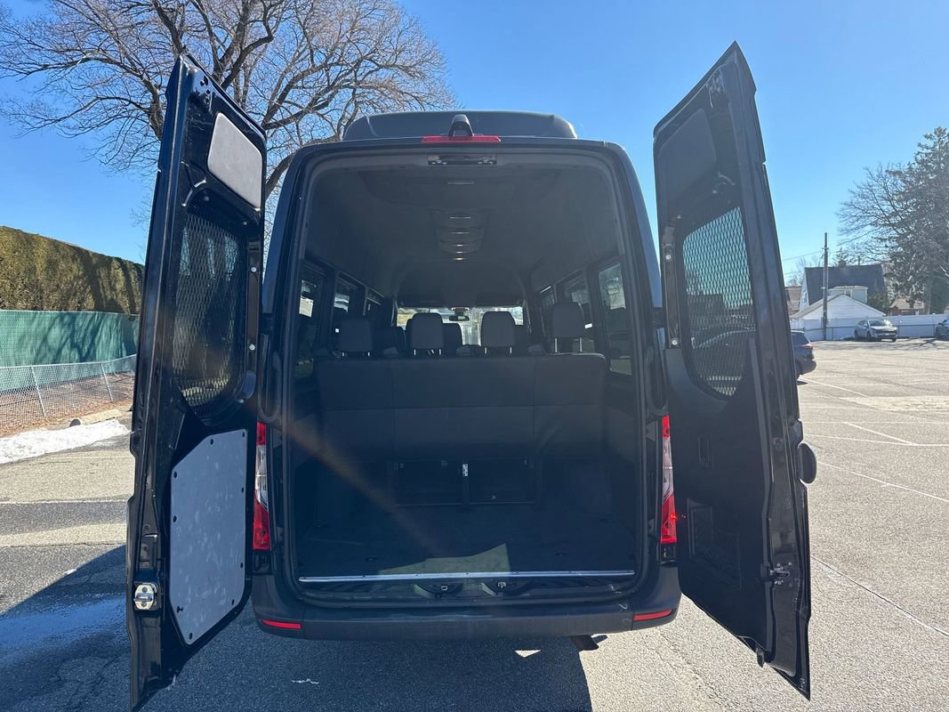 Used 2019 Mercedes-Benz Sprinter 2500 w/ Driver Convenience Package image 28