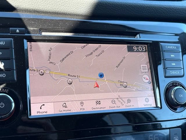 Used 2019 Nissan Rogue SV w/ Premium Package AWD/4WD image 17