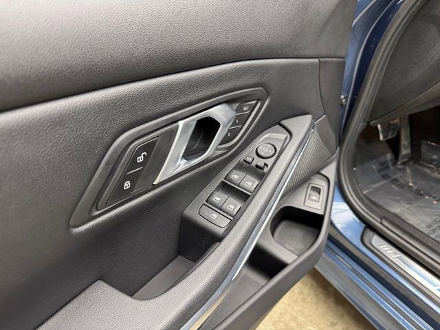 New 2026 BMW 330i Sedan w/ M Sport Package image 11