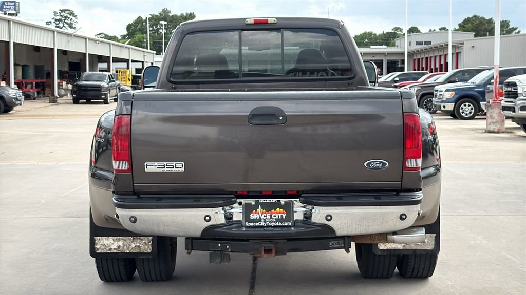 Used 2006 Ford F350 Lariat AWD/4WD image 4