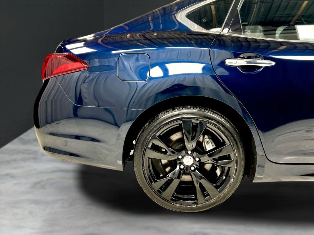 Used 2019 INFINITI Q70 Luxe AWD/4WD image 14