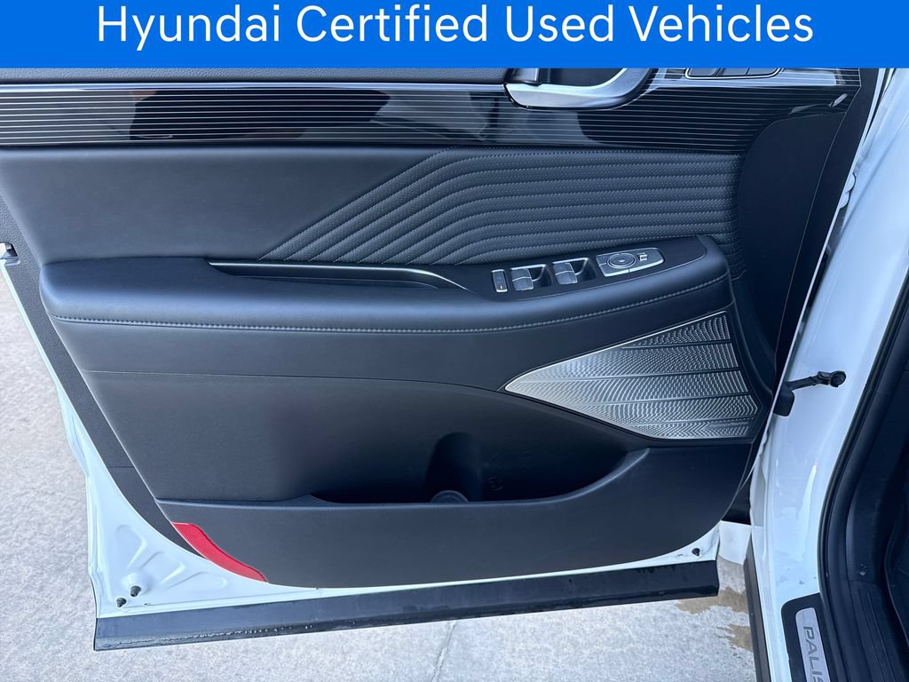 Certified 2024 Hyundai Palisade Calligraphy AWD/4WD image 11