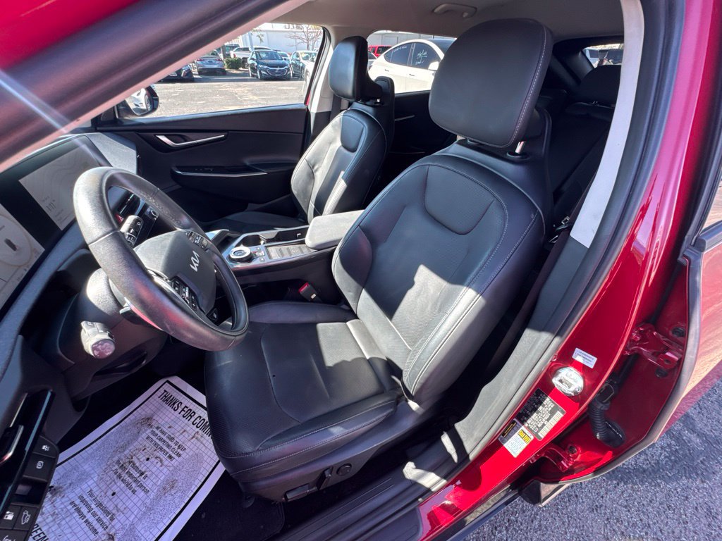 Used 2023 Kia EV6 Wind RWD image 11