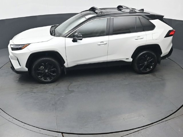 Certified 2025 Toyota RAV4 XSE w/ Weather Package AWD/4WD image 41