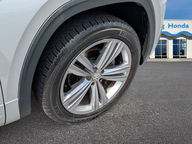 Used 2018 Volkswagen Atlas SEL w/ R-Line Package FWD image 7