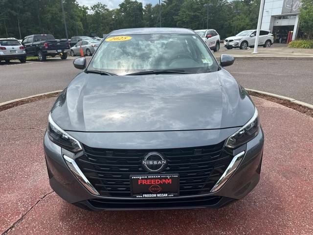Used 2025 Nissan Sentra S image 8