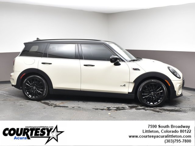 Used 2022 MINI Cooper Clubman S w/ Premium Package image 4