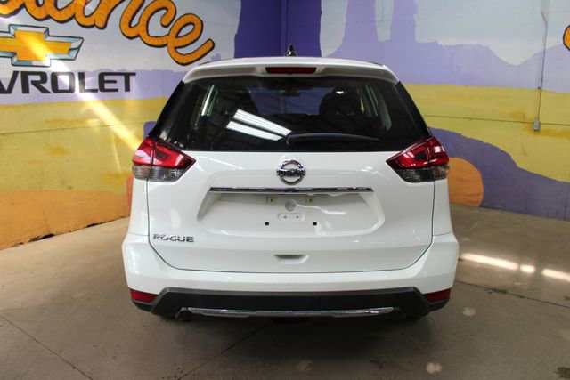 Used 2017 Nissan Rogue S FWD image 7