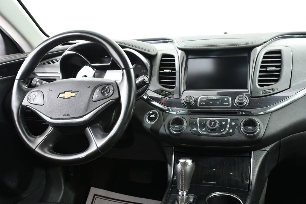 Used 2016 Chevrolet Impala LTZ FWD image 8
