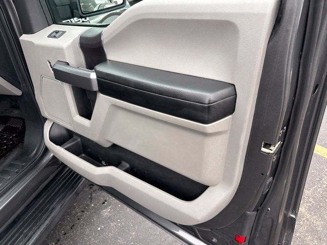 Used 2015 Ford F150 XLT w/ Equipment Group 301A Mid AWD/4WD image 6