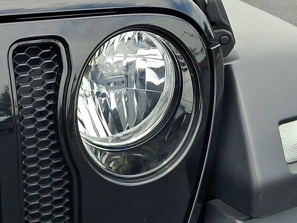 Used 2021 Jeep Wrangler Unlimited Sport AWD/4WD image 9