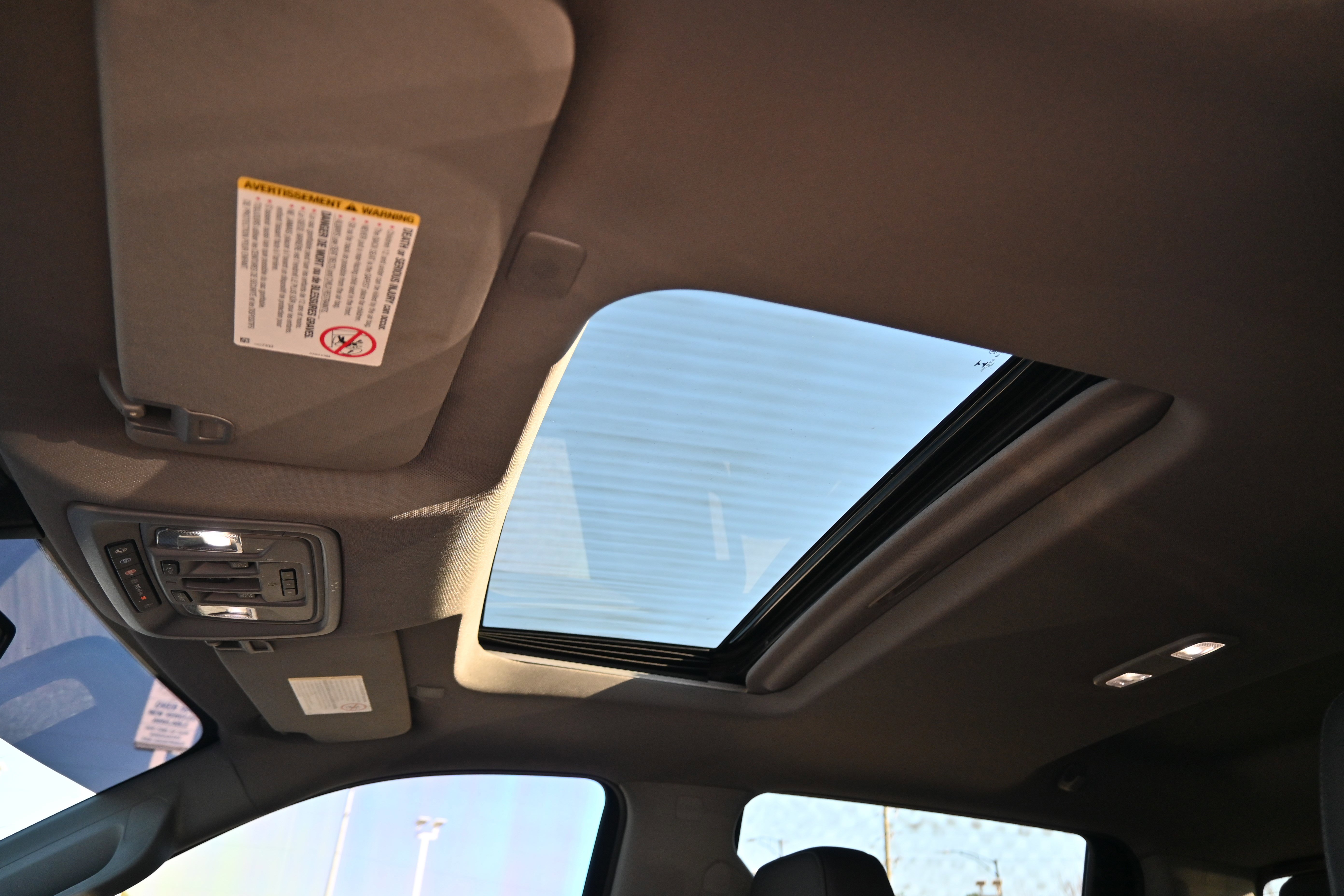 Used 2021 GMC Sierra 3500 SLT w/ SLT Convenience Package image 5