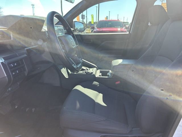 Used 2025 Toyota Tacoma SR5 image 15