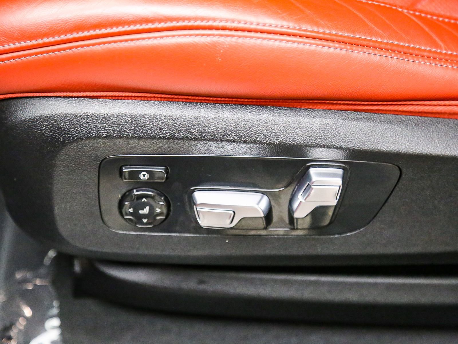 Used 2023 BMW XM AWD/4WD image 22