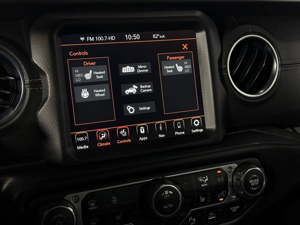 Used 2022 Jeep Wrangler Unlimited Sahara w/ Cold Weather Group image 18