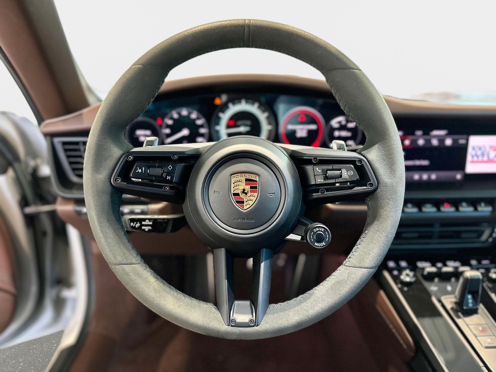 Certified 2023 Porsche 911 Targa 4 GTS image 23