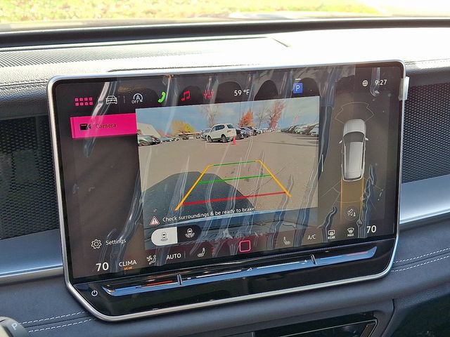 New 2026 Volkswagen Tiguan SE w/ Panoramic Sunroof Package AWD/4WD image 13