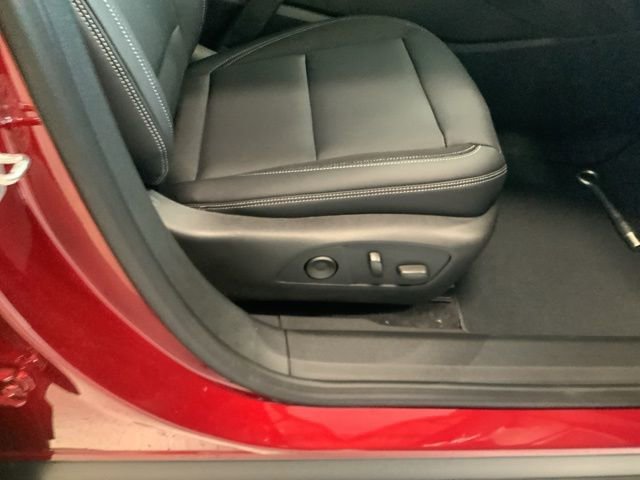 New 2025 Chevrolet Blazer EV LT AWD/4WD image 32