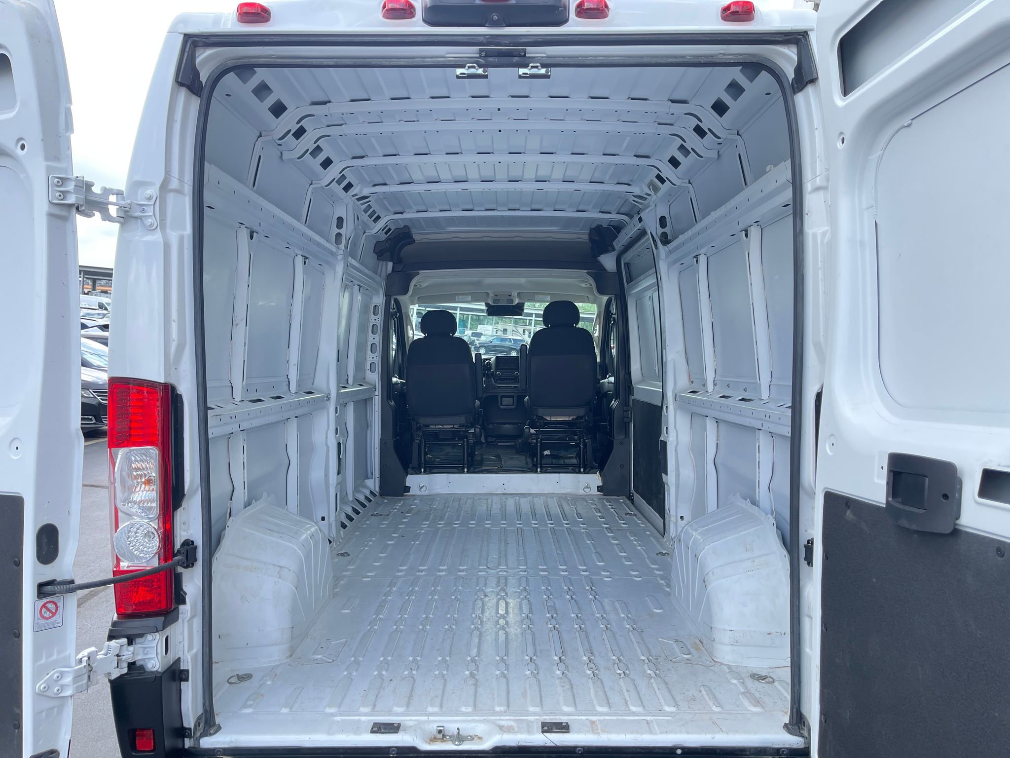 Used 2023 RAM ProMaster 3500 FWD image 22