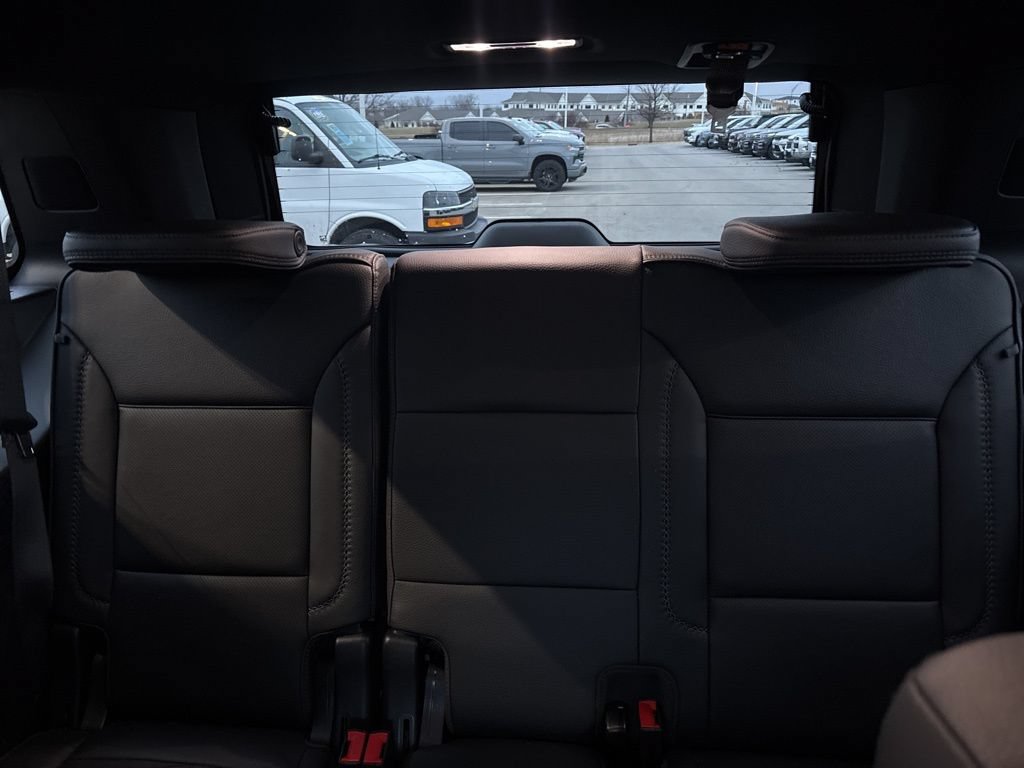 Used 2024 GMC Yukon Denali AWD/4WD image 41