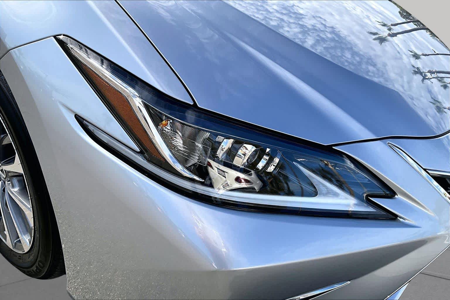 Certified 2025 Lexus ES 350 w/ Accessory Package (Z1) FWD image 26