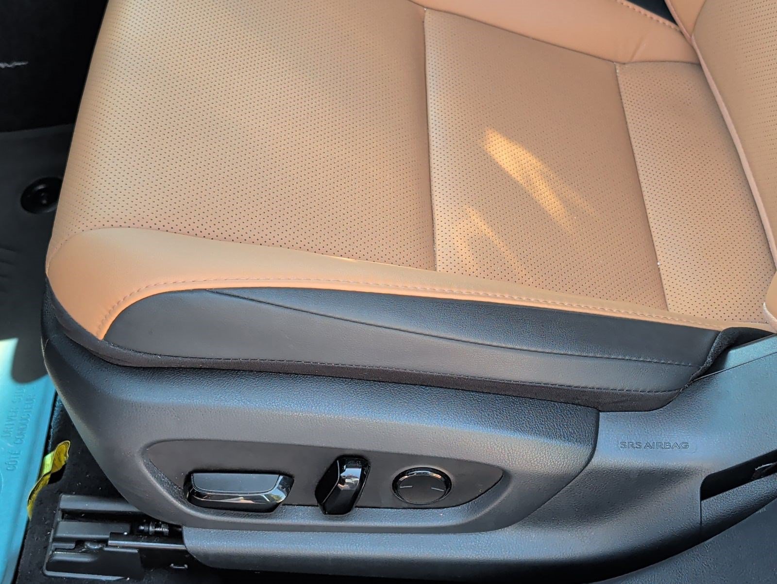Used 2024 Lexus ES 350 w/ Premium Package FWD image 10