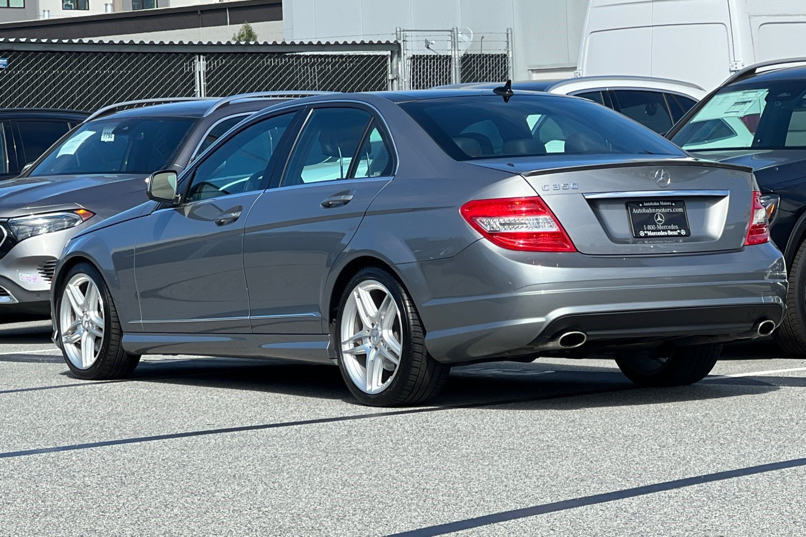 Used 2009 Mercedes-Benz C 350 Sport image 3