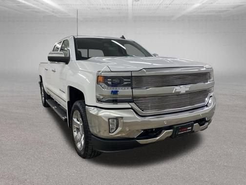 Used 2017 Chevrolet Silverado 1500 LTZ w/ Sport Package AWD/4WD image 5