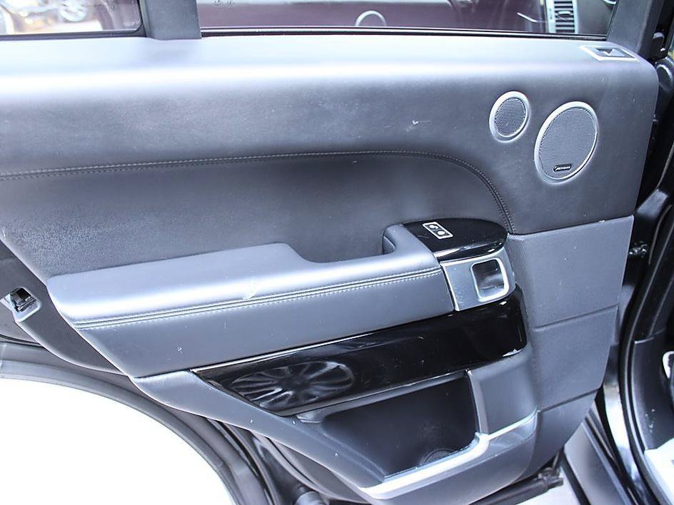 Used 2015 Land Rover Range Rover Autobiography AWD/4WD image 16