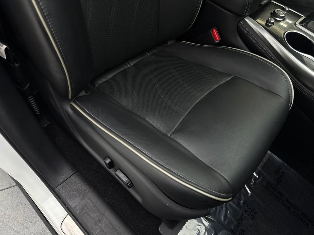 Used 2019 INFINITI QX60 Luxe w/ Essential Package image 50