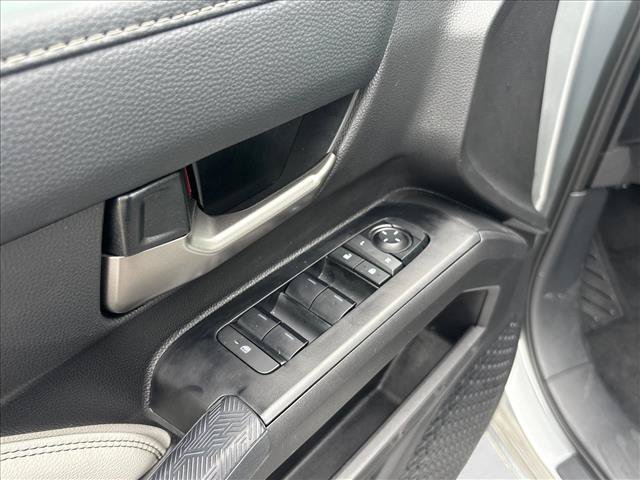 Certified 2026 Toyota Tacoma Limited AWD/4WD image 12