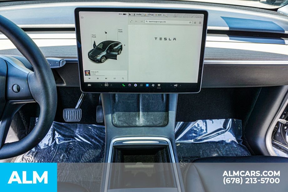 Used 2021 Tesla Model Y Long Range AWD/4WD image 40