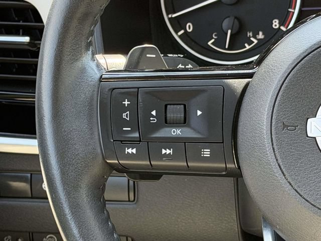 Used 2023 Nissan Rogue SL AWD/4WD image 25