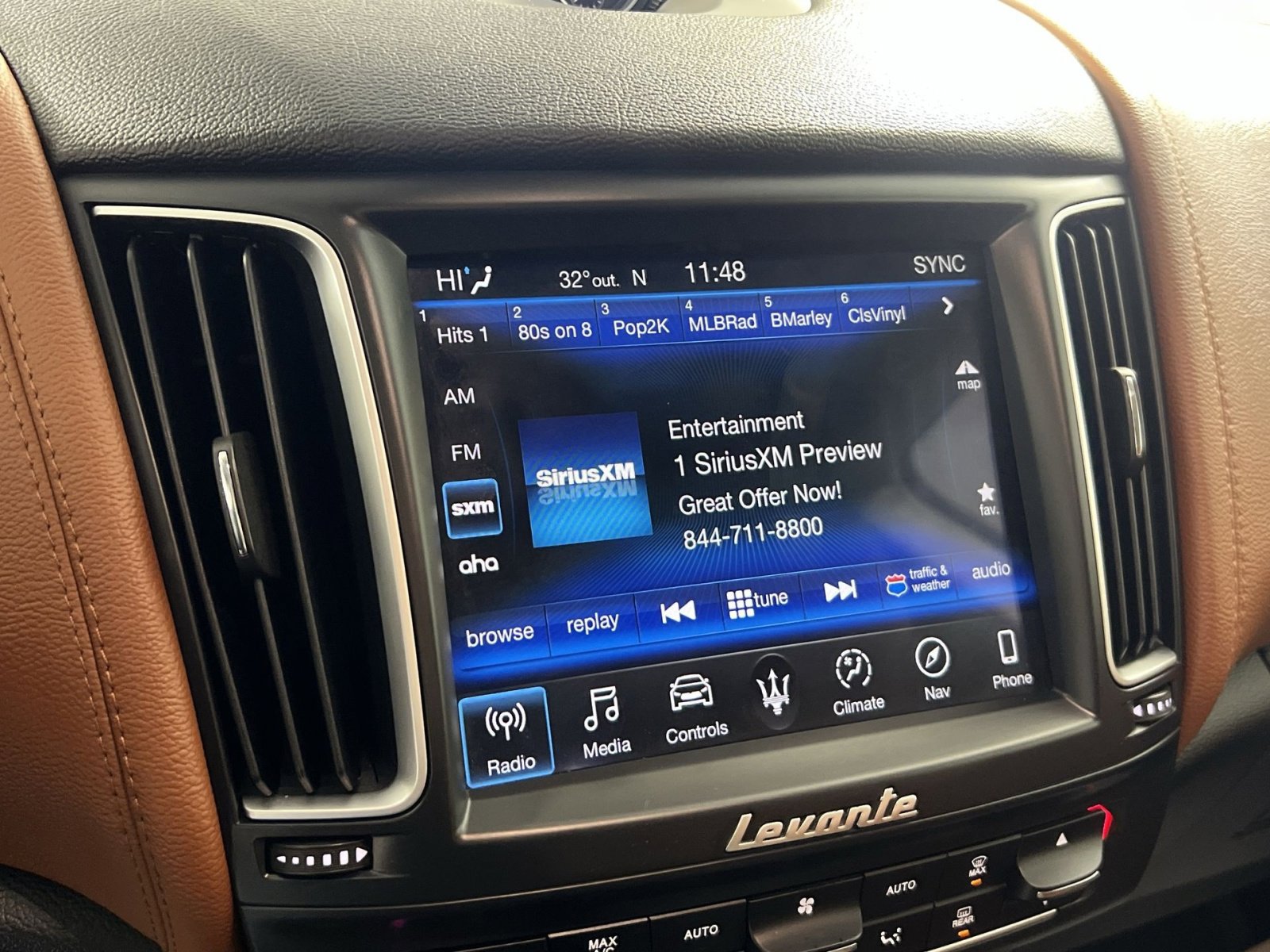 Used 2019 Maserati Levante image 18