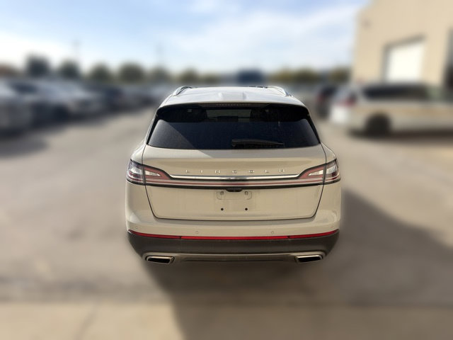 Used 2022 Lincoln Nautilus FWD w/ Premium Package image 7