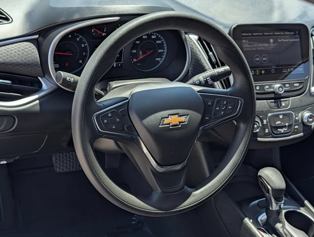 Used 2021 Chevrolet Malibu LS FWD image 15